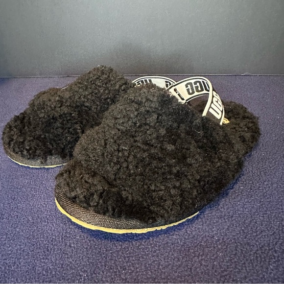 UGG Other - UGG Black Kids Slippers